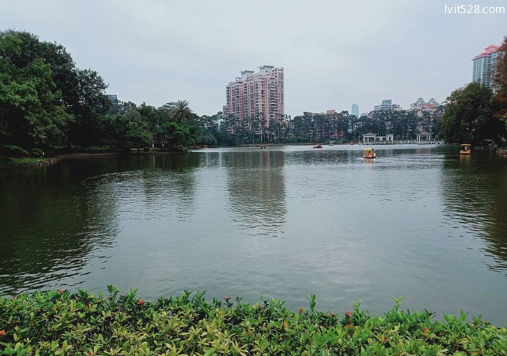 天河公园观光湖泊